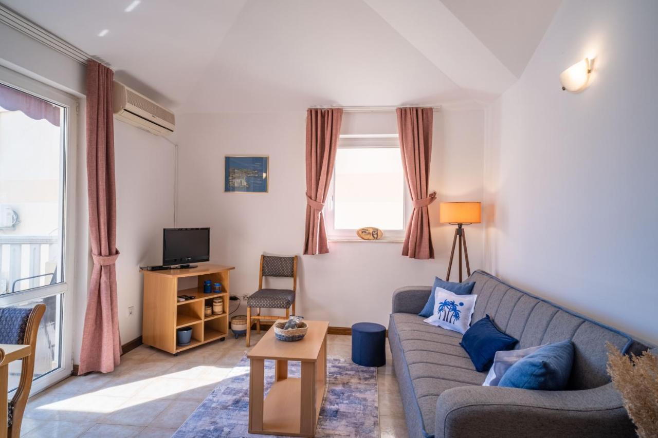 Maxima Apartman *